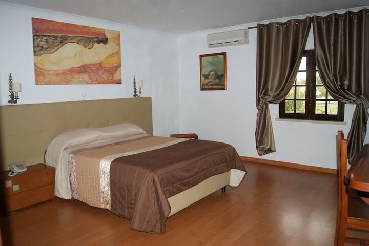 Room 16 of 47