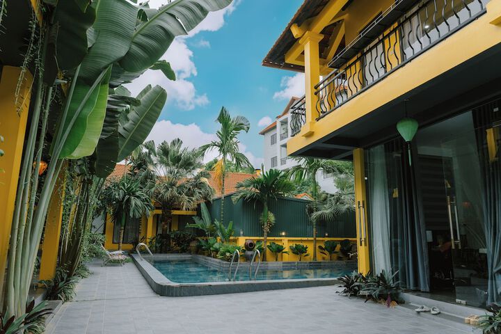 Hotel 73 of 91