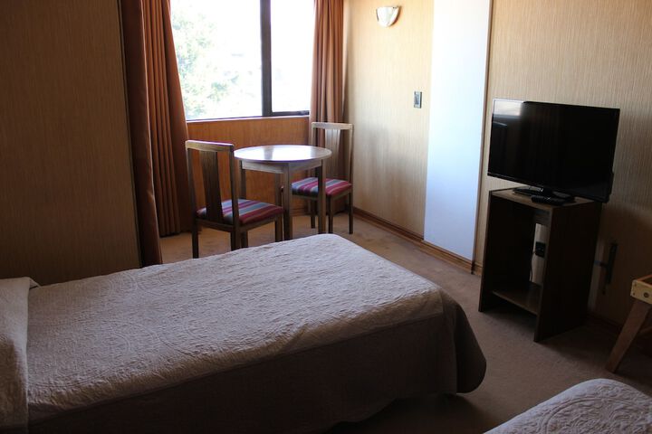 Room 18 of 37