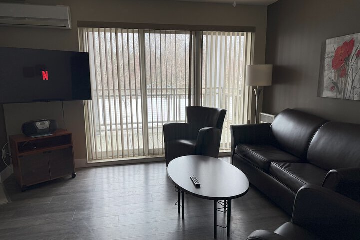 Room 11 of 24