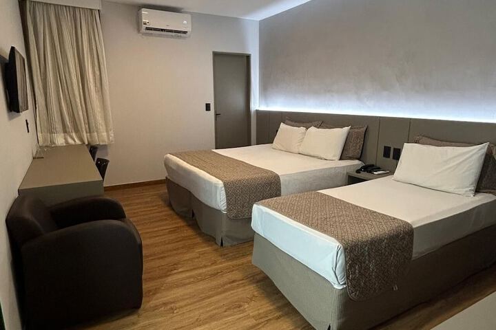 Room 3 of 13