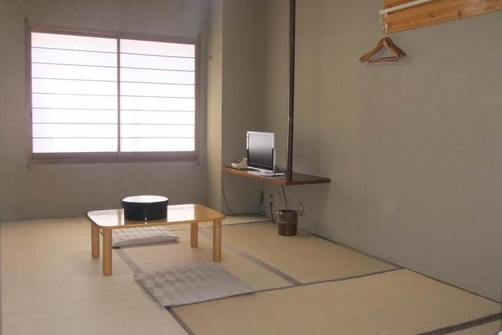 Room 19 of 74