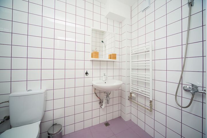 Room 26 of 43