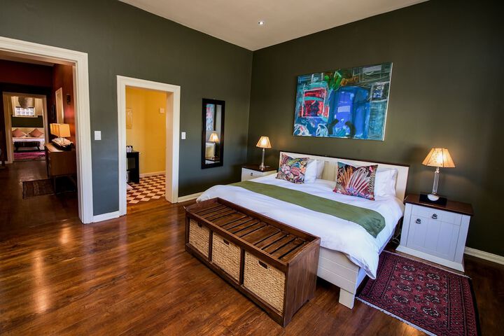 Room 20 of 99