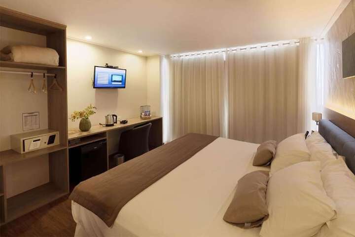Room 21 of 47