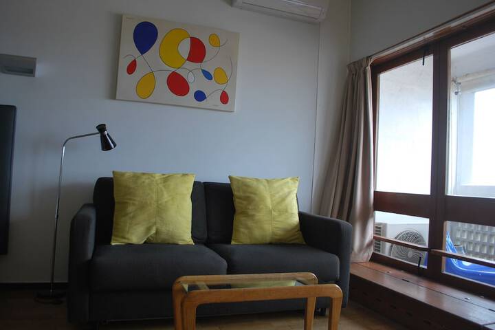 Room 45 of 98