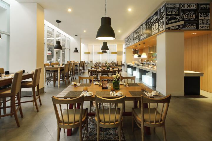 Breakfast area