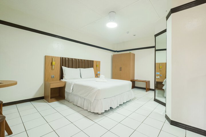 Room 18 of 62