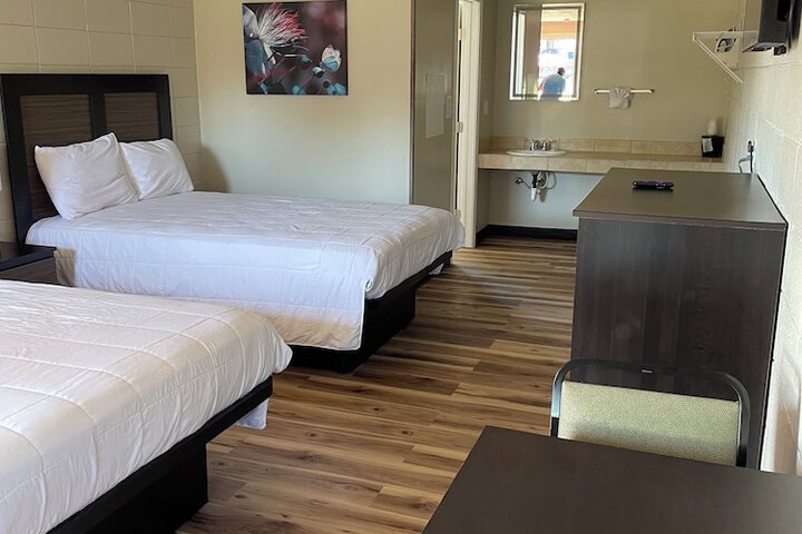 Room 25 of 51