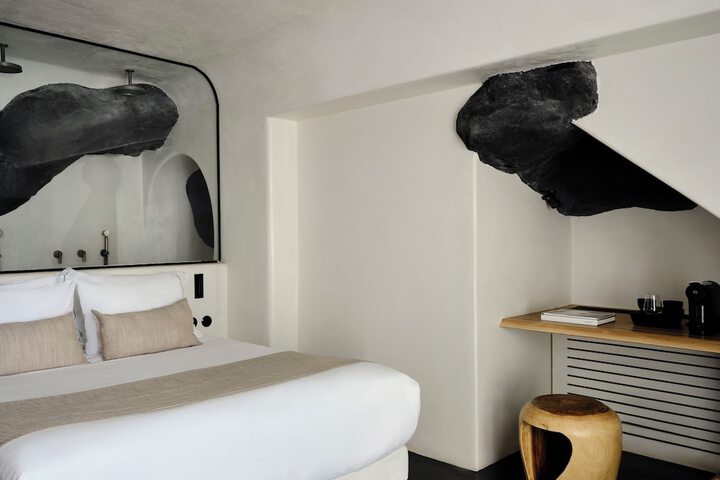 Room 54 of 303