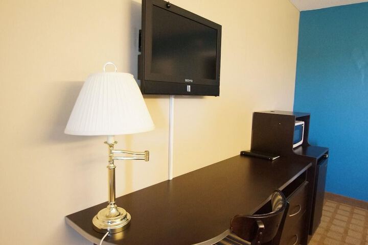 Room 14 of 21