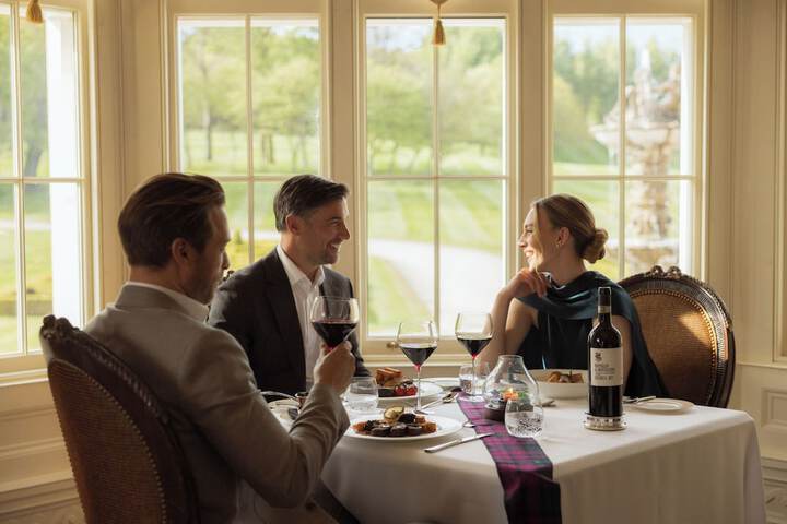 Dining 58 of 93