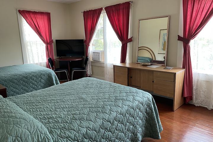 Room 174 of 246