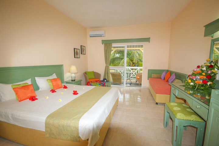 Room 4 of 35