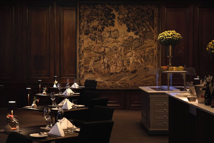 Dining 59 of 84