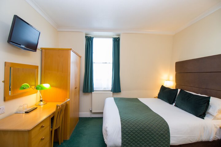 Room 45 of 78