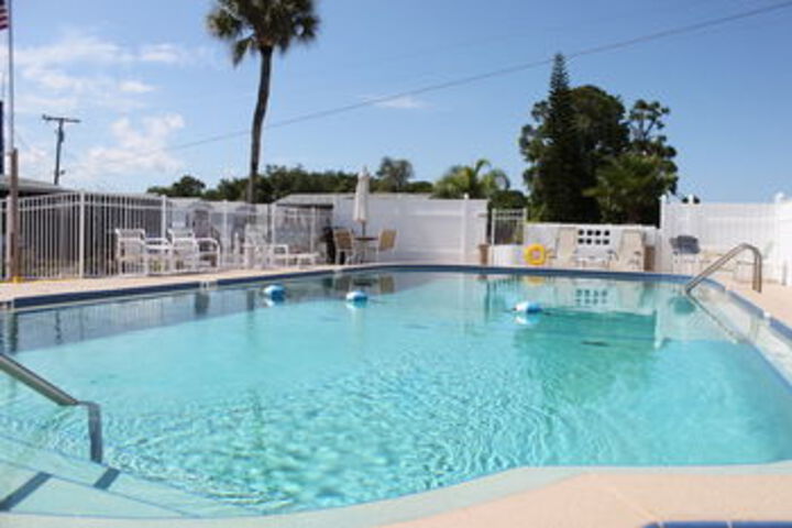 Pool 19 of 38