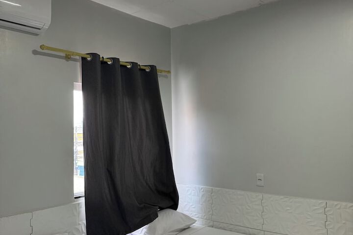 Room 5 of 60