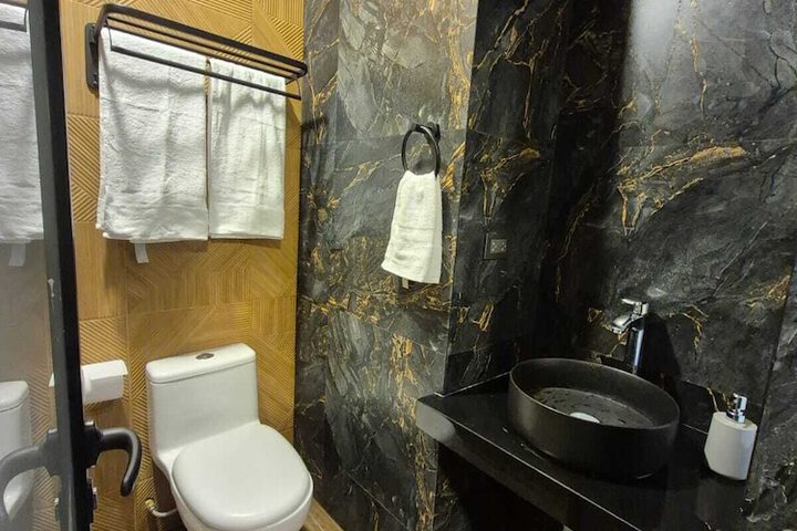 Room 2 of 17