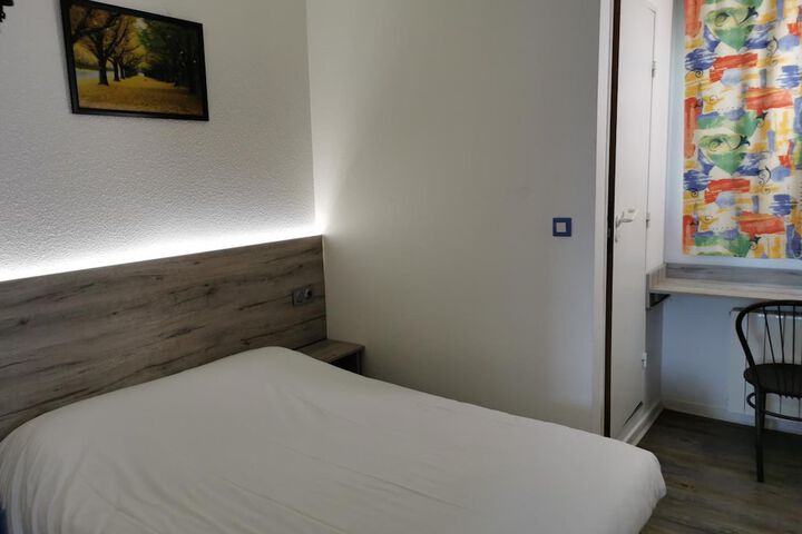 Room 20 of 58