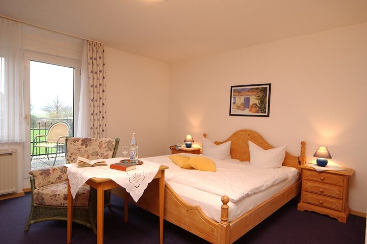 Room 6 of 45