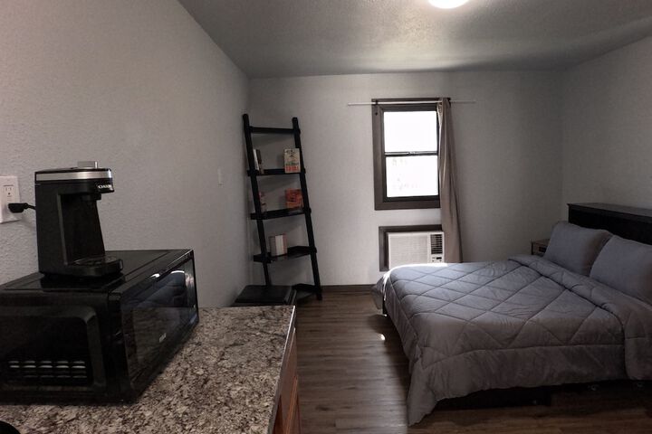 Room 19 of 66