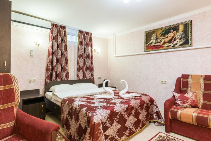 Room 19 of 68
