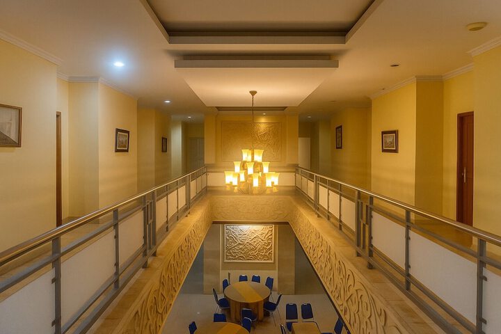 Hotel Interior 4 of 96