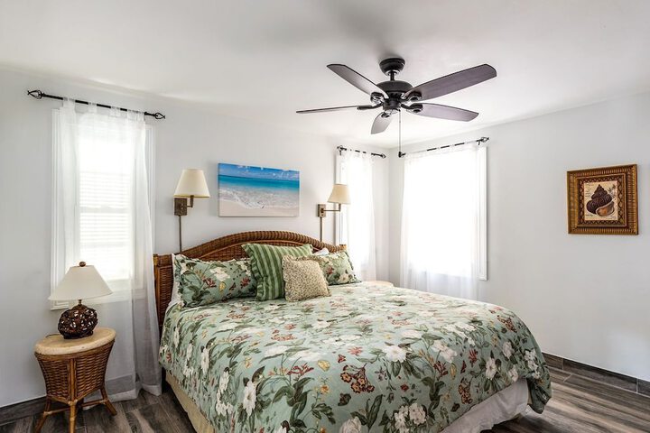 Room 30 of 152