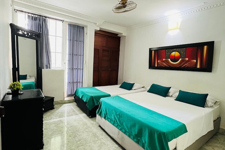 Room 7 of 26