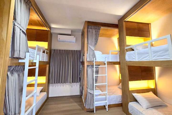 Room 45 of 86