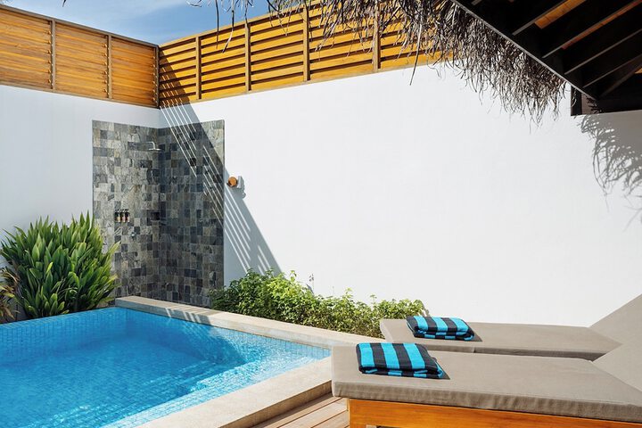 Pool 60 of 144