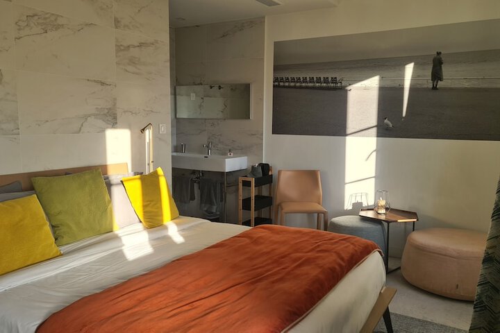 Room 26 of 118