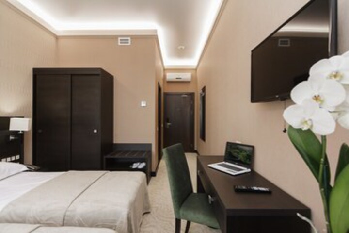 Room 69 of 76