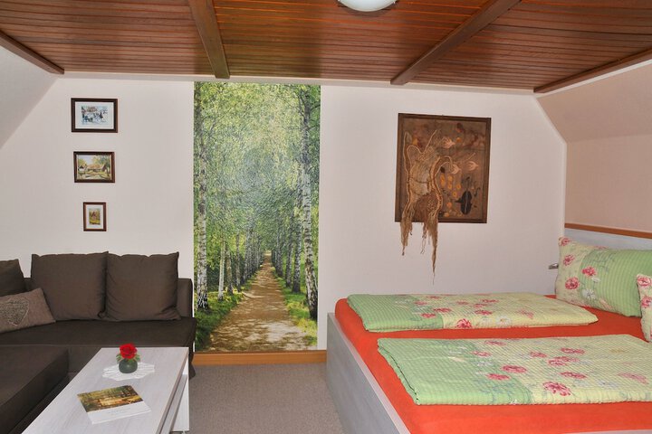 Room 3 of 59