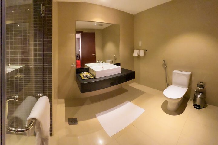 Room 40 of 83