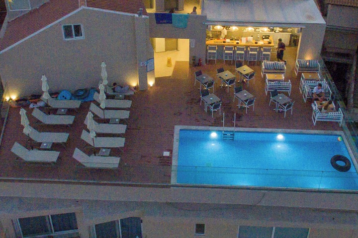 Hotel 41 of 42