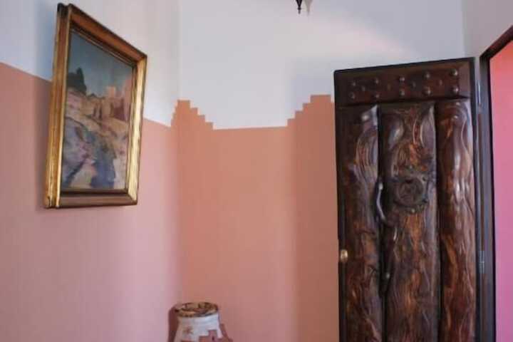 Room 12 of 31