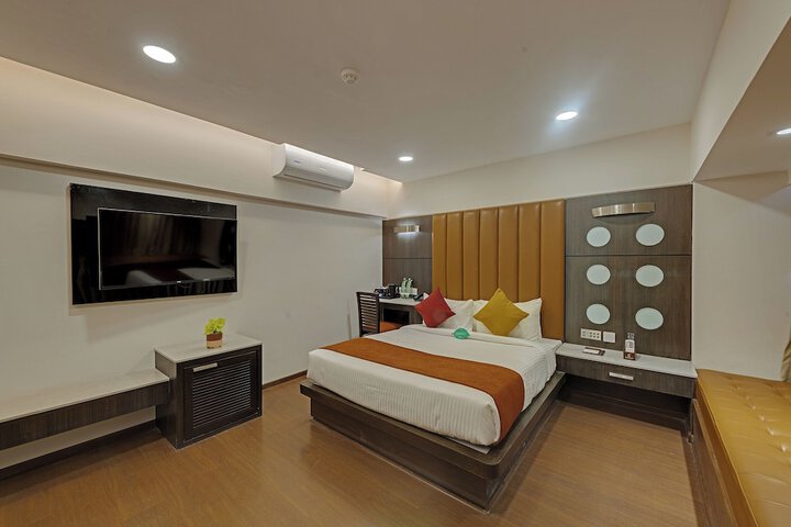 Room 13 of 45