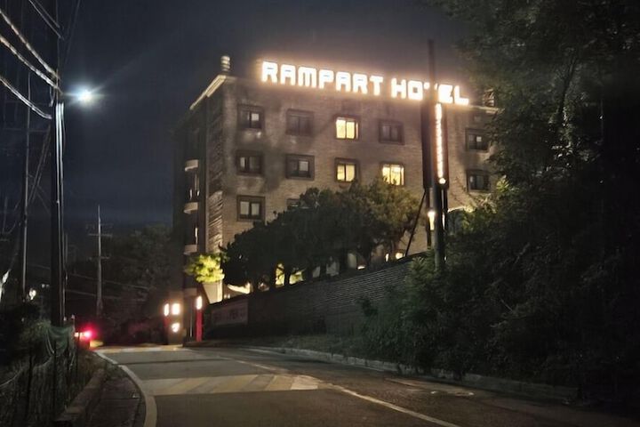 Hotel 40 of 42