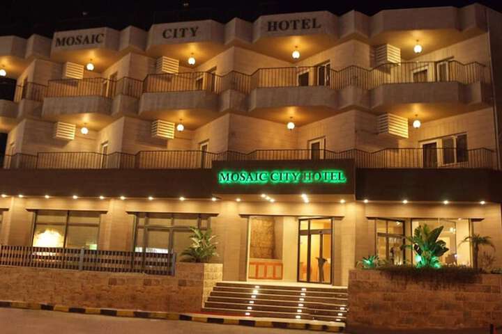 Hotel 39 of 40
