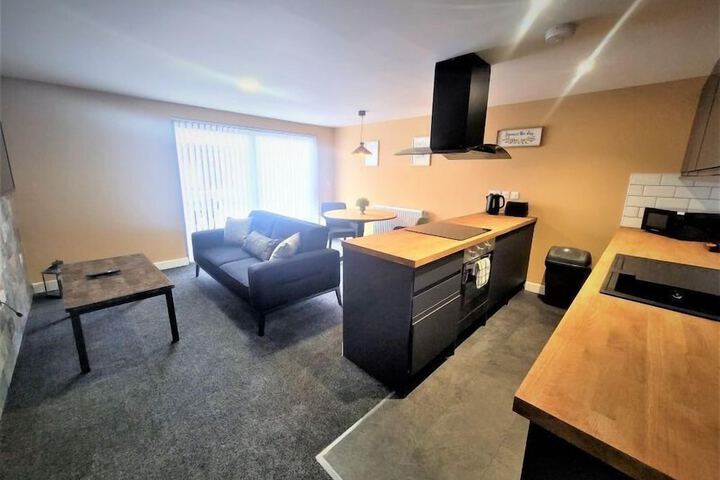 Room 32 of 44
