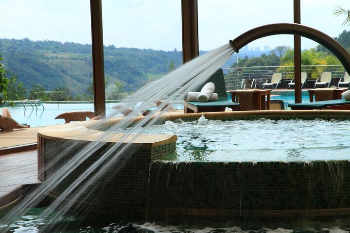 Hotel with Pool