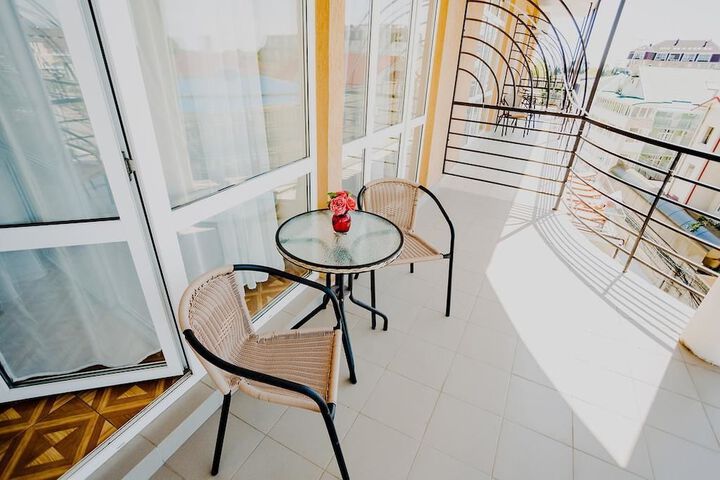 Terrace/Patio 13 of 36