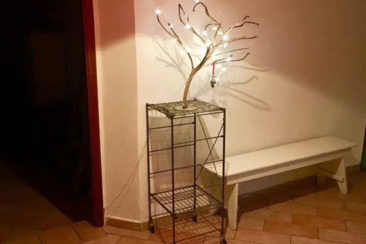 Room 10 of 14