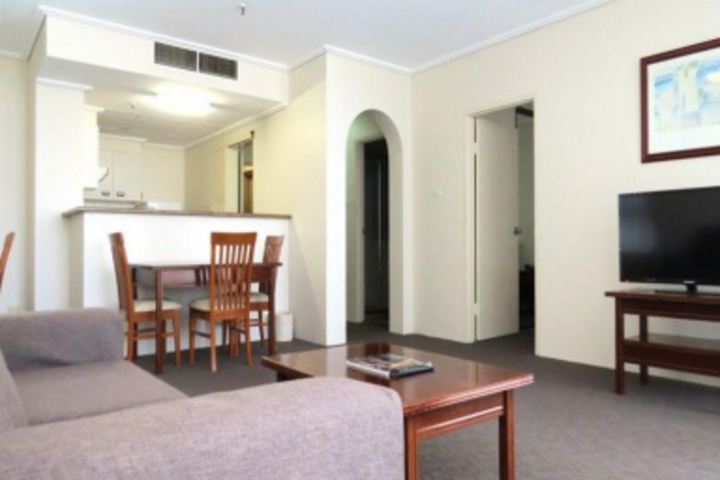 Room 105 of 118