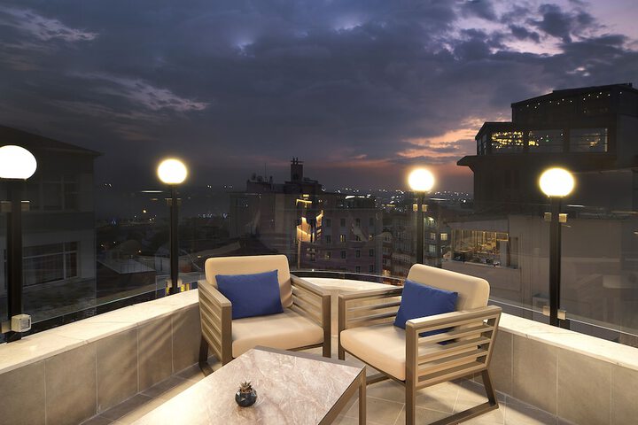Terrace/Patio 69 of 76