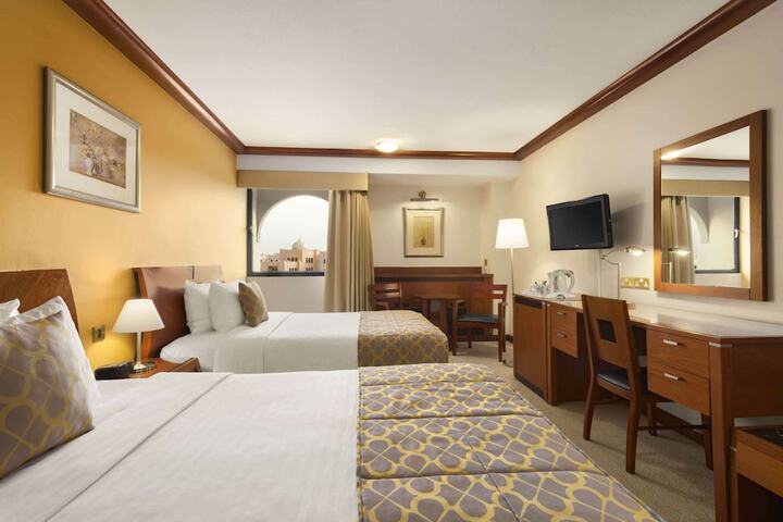 Room 7 of 41