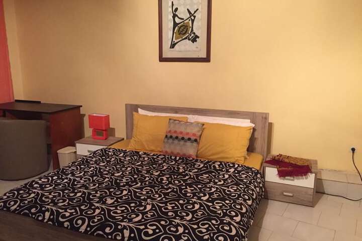 Room 11 of 21