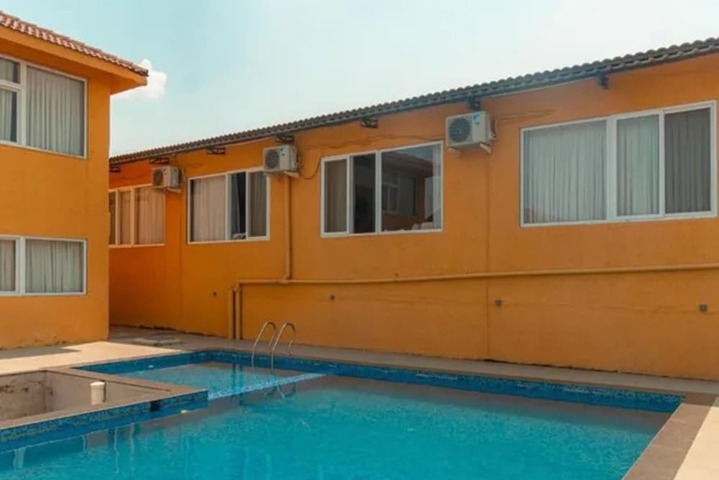 Pool 22 of 26